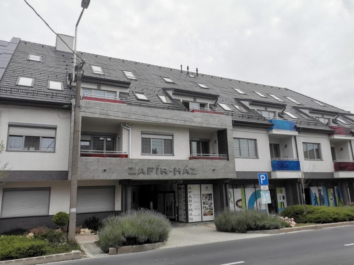 Szabo Lux Apartman Sárvár Exteriér fotografie