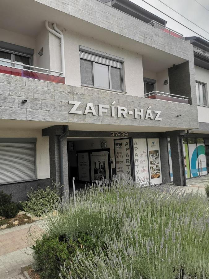 Szabo Lux Apartman Sárvár Exteriér fotografie