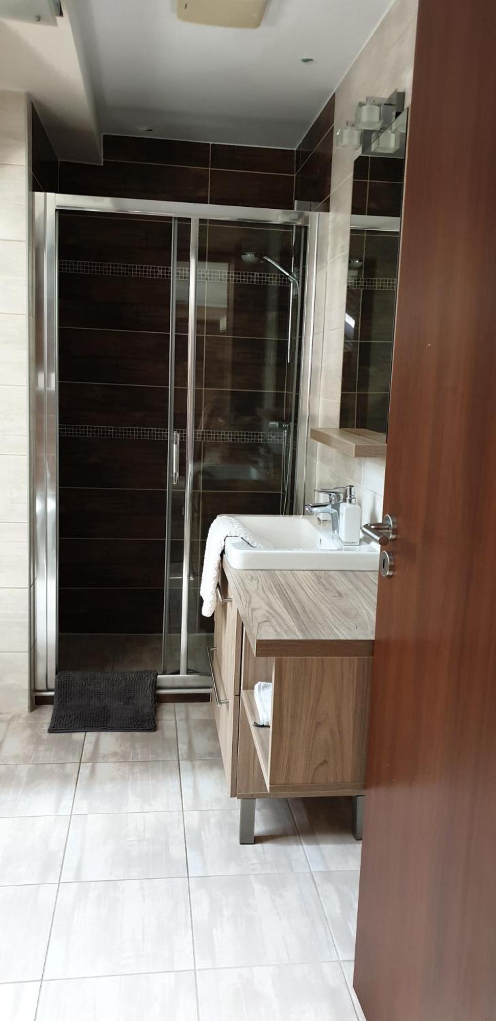 Szabo Lux Apartman Sárvár Exteriér fotografie